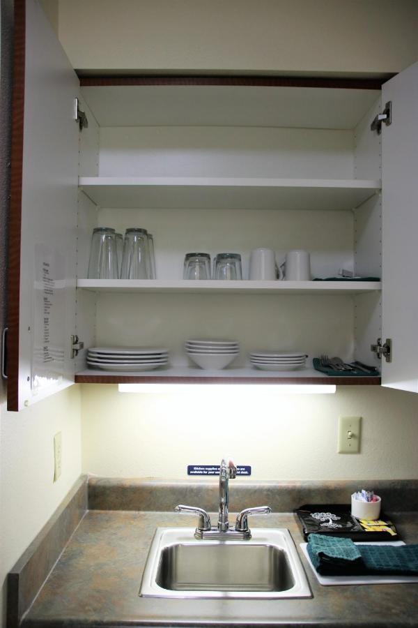 Hawthorn By Wyndham East Hotel 3*