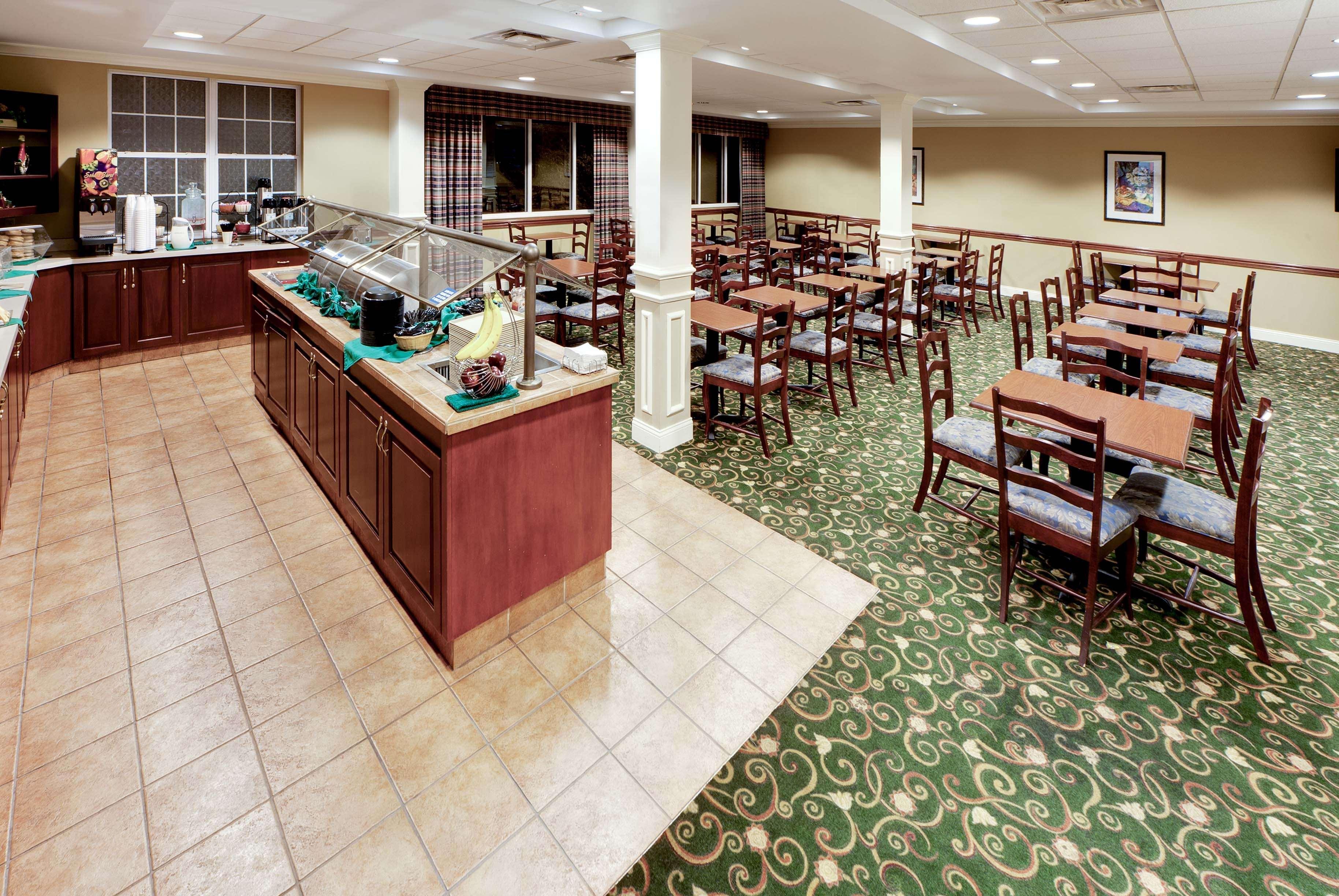 Hotel Hawthorn By Wyndham East Louisville