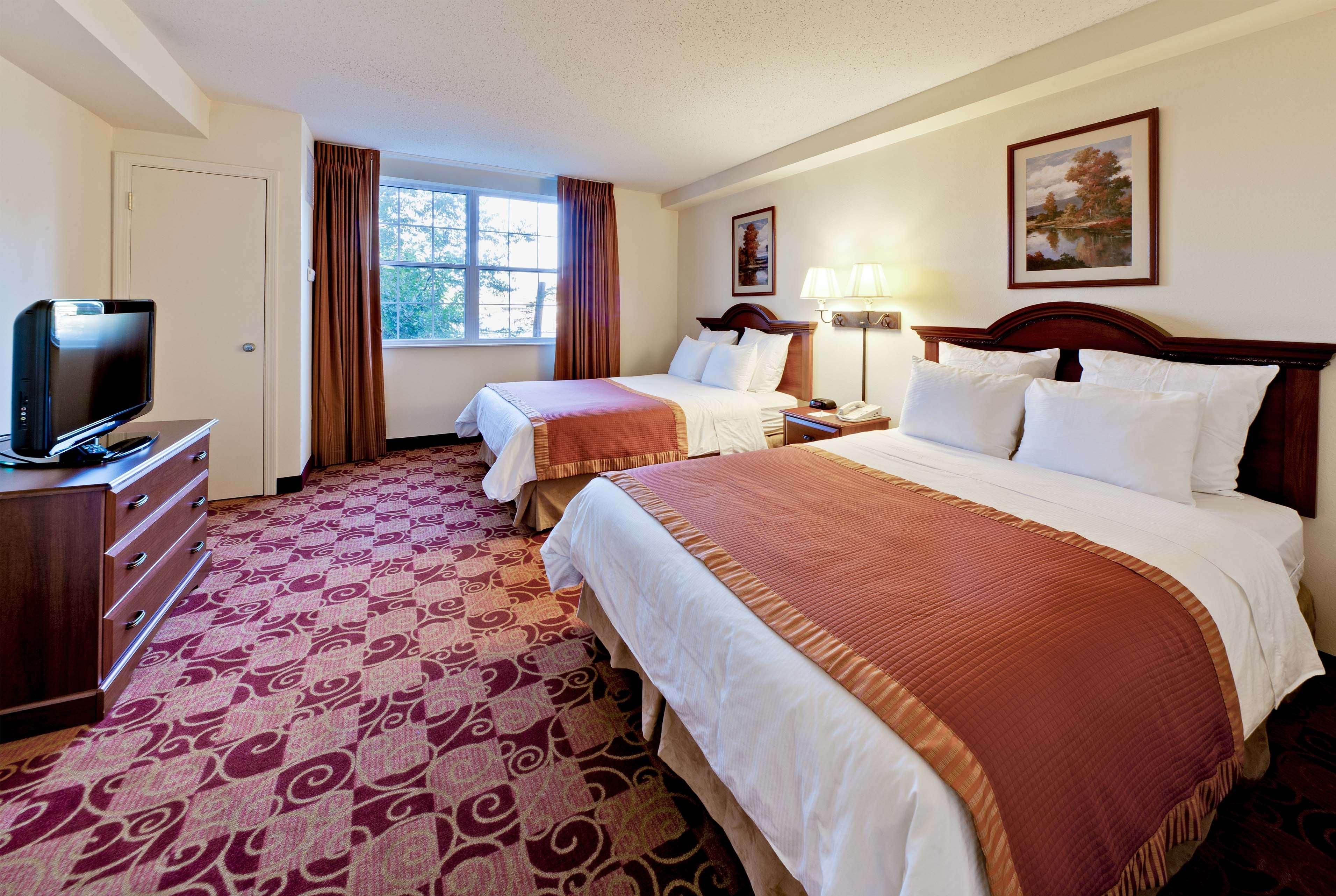Hotel Hawthorn By Wyndham East 3*